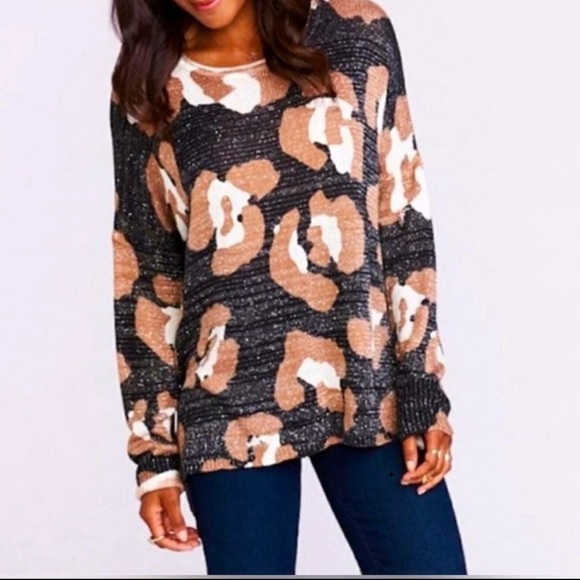 Show Me Your Mumu Mellow Bonfire Oversized Sweater in S’more Cheetah Metallic - Picture 1 of 9
